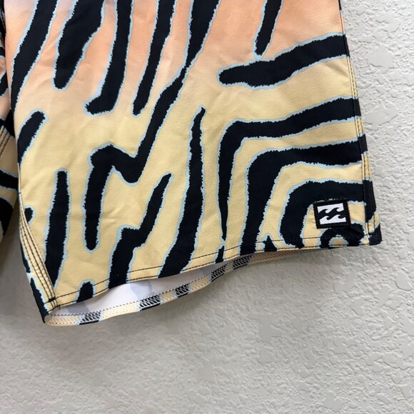 Billabong Recycler Sundays Pro Performance Stretch Boardshort Swim Trunk Mens 32 - Picture 3 of 9